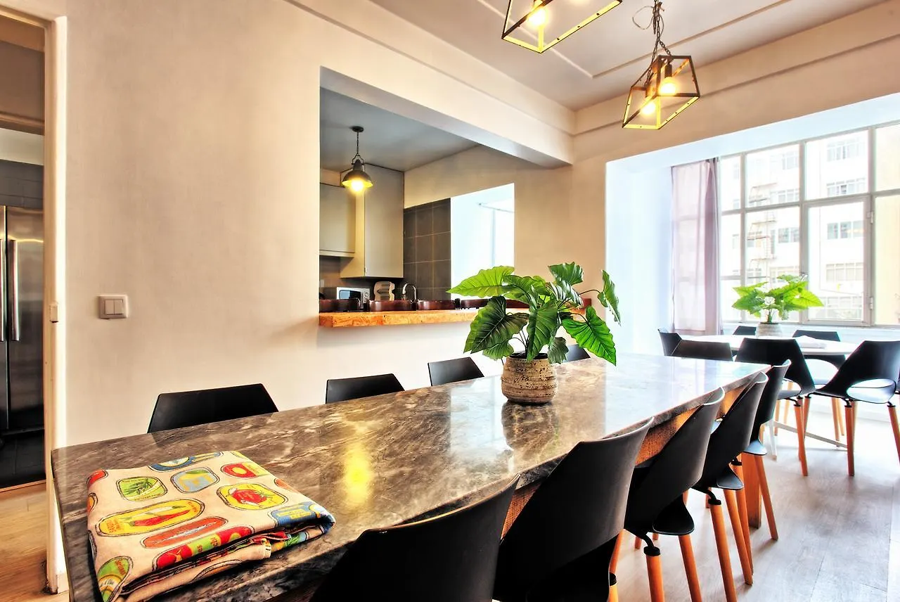 Sao Pedro 30 Guests Apartment Lisboa