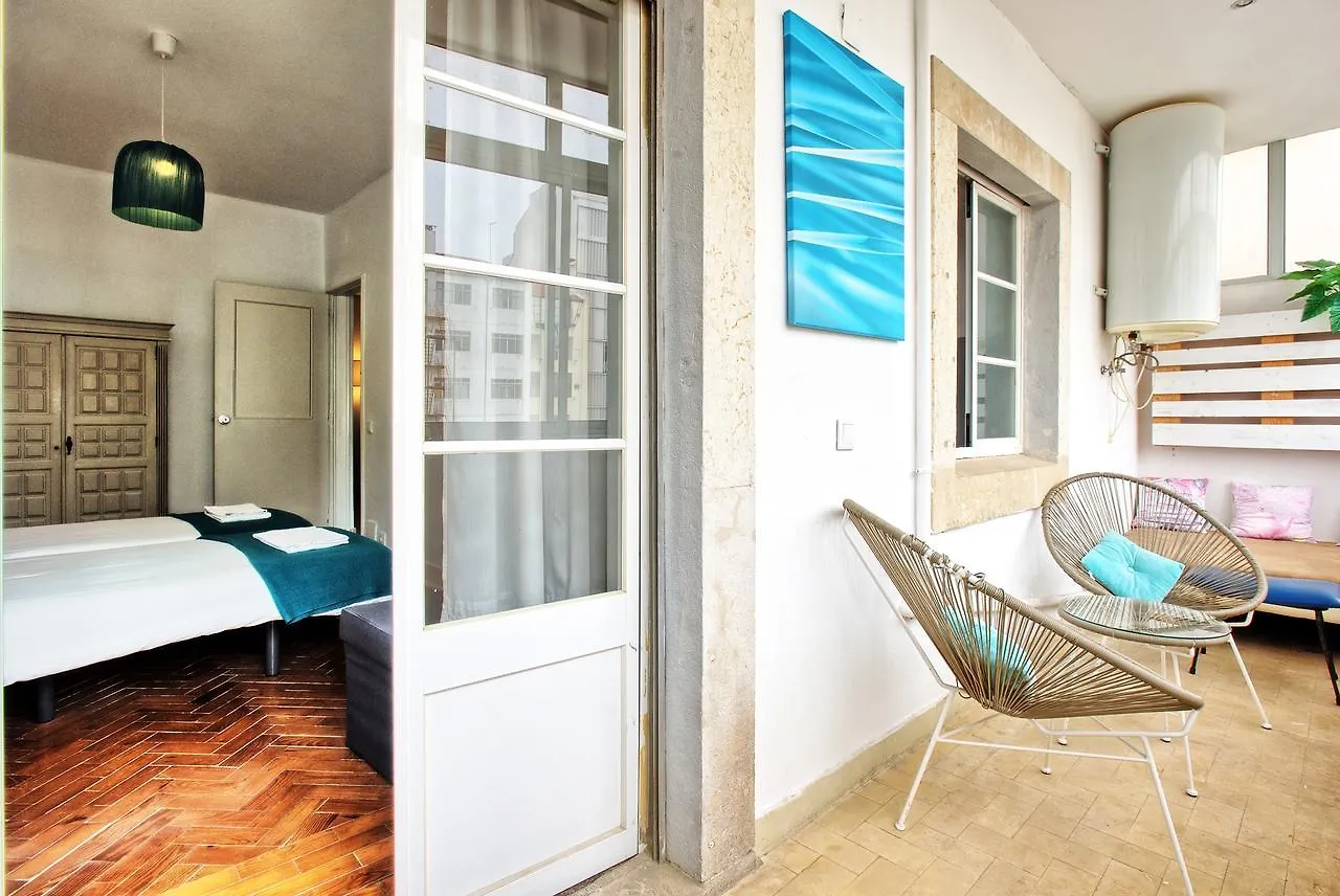 Sao Pedro 30 Guests Apartment Lisboa