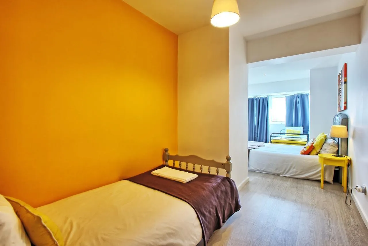 Sao Pedro 30 Guests Apartment Lisboa Portugália