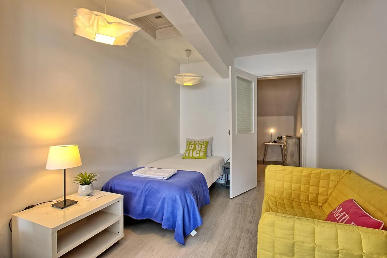Sao Pedro 30 Guests Apartment Lisboa